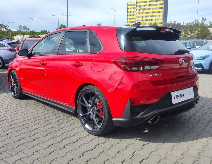 Hyundai i30 Hatchback 2,0 l 206 kw