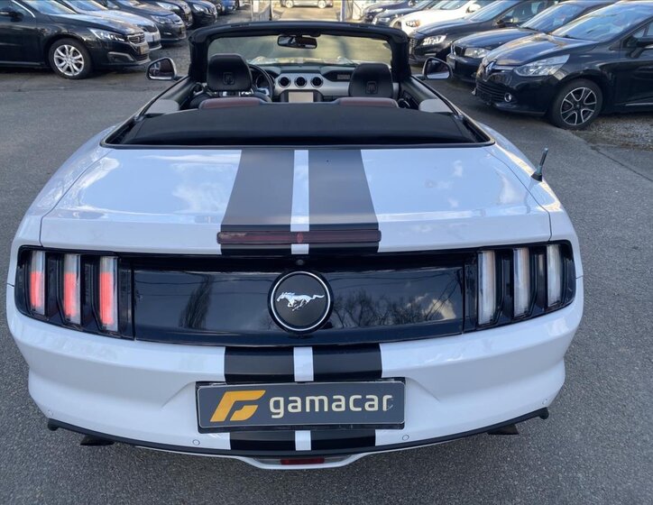 Ford Mustang Kabriolet 2,3 l 233 kw