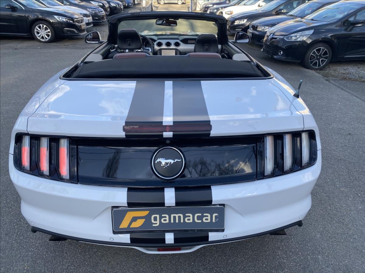 Ford Mustang Kabriolet 2,3 l 233 kw
