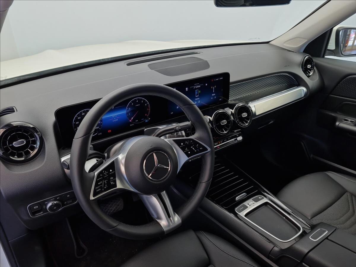 Mercedes-Benz GLB SUV 2,0 l 140 kw