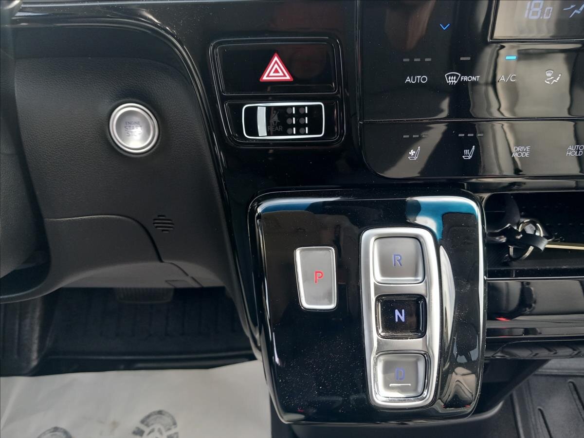 Hyundai Staria VAN-Minibus 1,6 l 117 kw