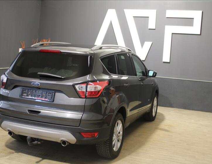 Ford Kuga 8