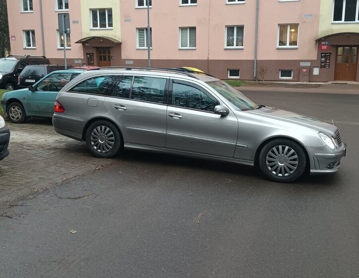 Mercedes-Benz Třídy E Kombi 0,0 0