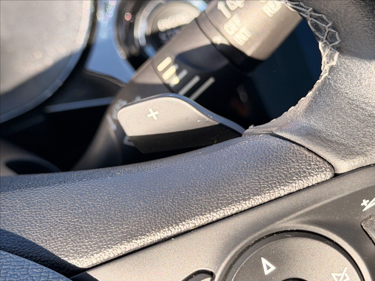 Opel Corsa Hatchback 1,2 l 74 kw