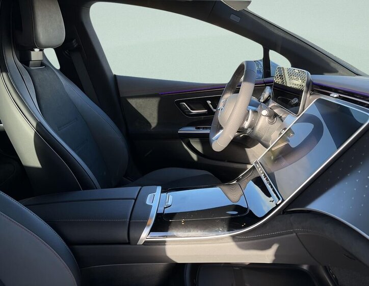 Mercedes-Benz EQE Sedan / Limuzína 0,0 235 kw