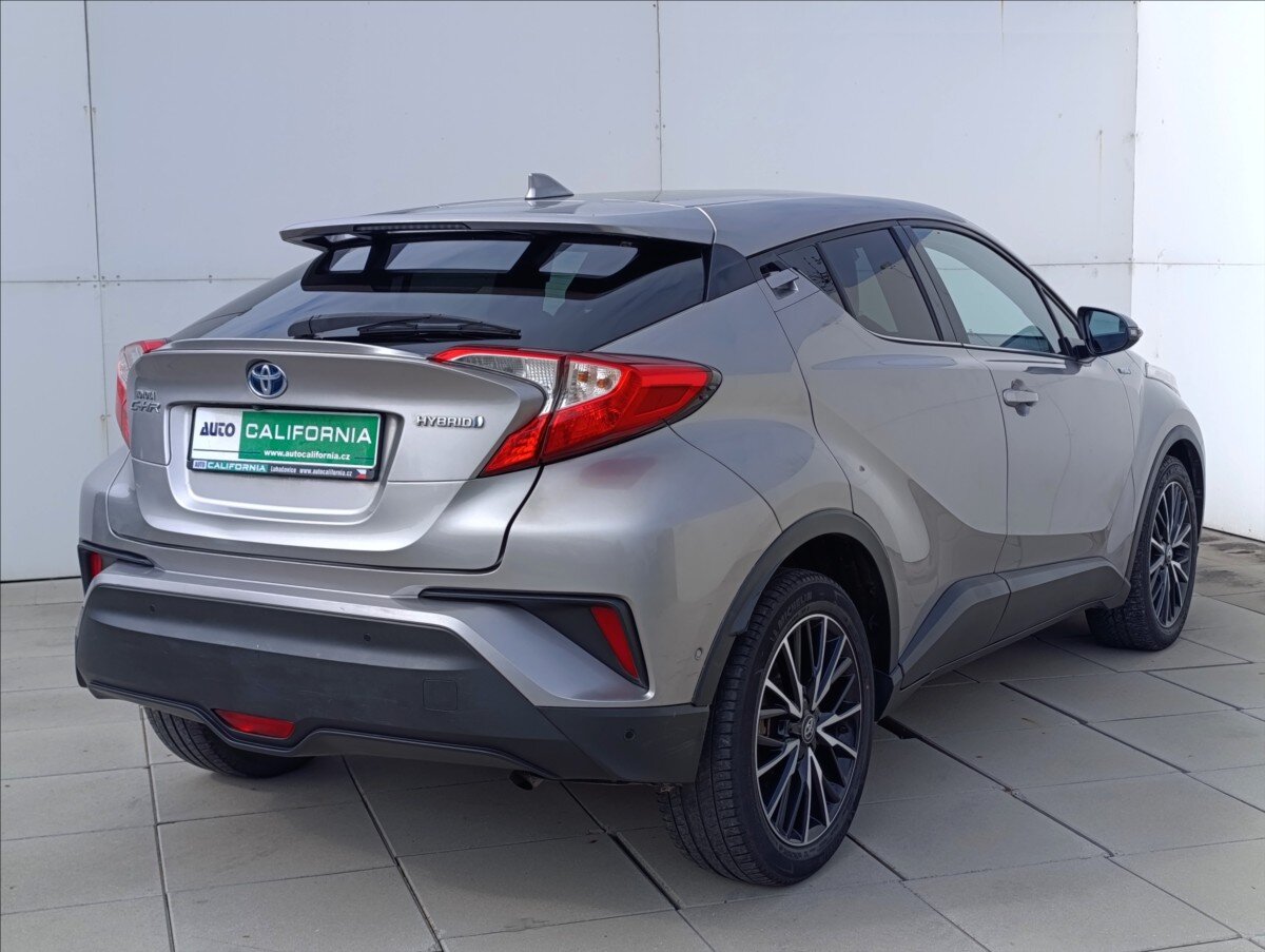 Toyota C-HR Hatchback 1,8 l 72 kw