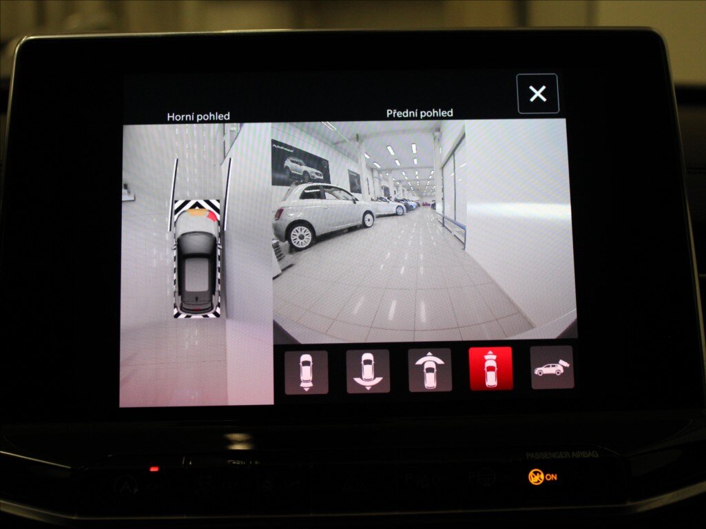 Jeep Compass SUV / Terénní 1,3 l 110 kw