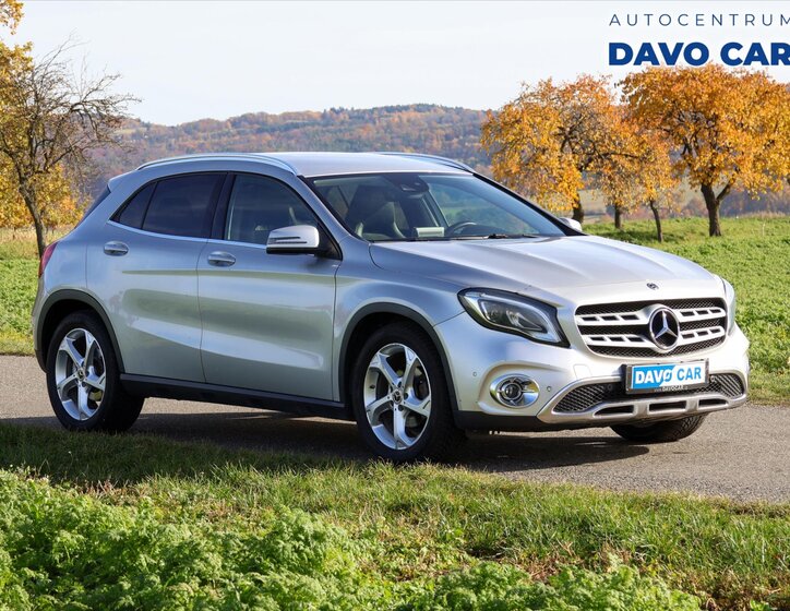 Mercedes-Benz GLA 1