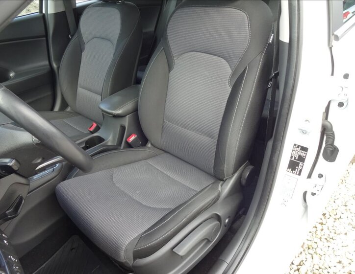 Hyundai i30 Kombi 1,6 l 85 kw