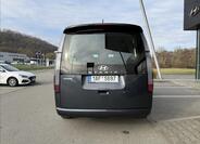 Hyundai Staria 6