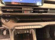 Jeep Avenger Hatchback 1,2 l 74 kw