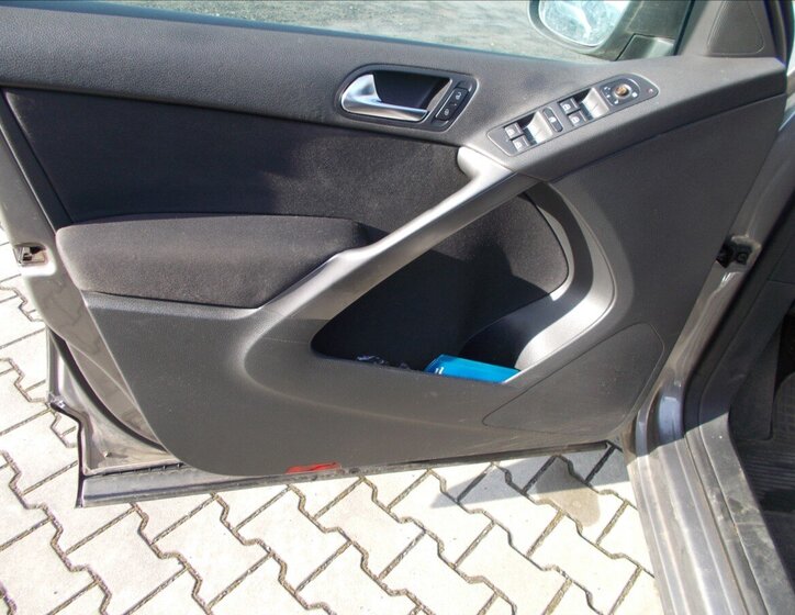 Volkswagen Tiguan SUV / Terénní 2,0 l 103 kw