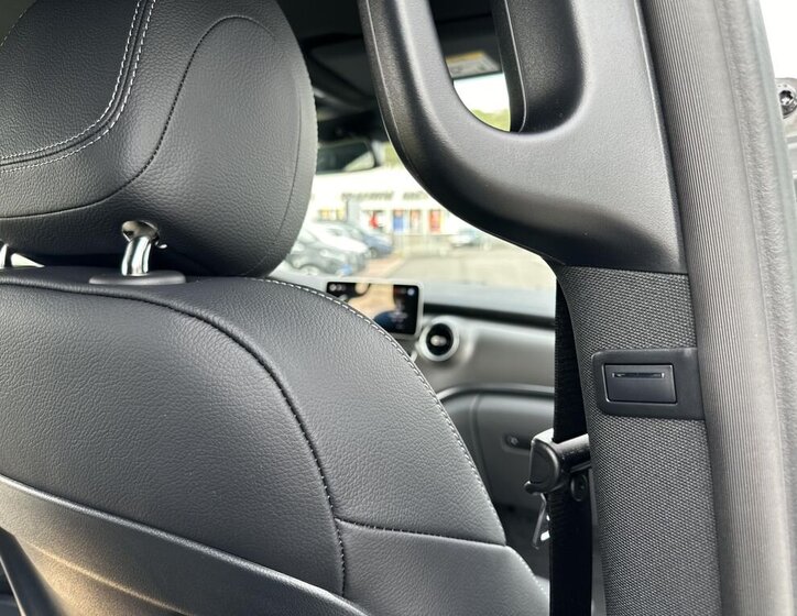 Mercedes-Benz Třídy V MPV 2,0 l 174 kw