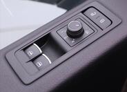 Volkswagen Multivan 14