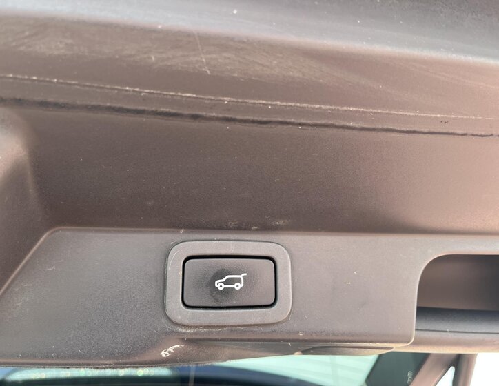 Land Rover Range Rover Sport SUV / Terénní 3,0 l 190 kw