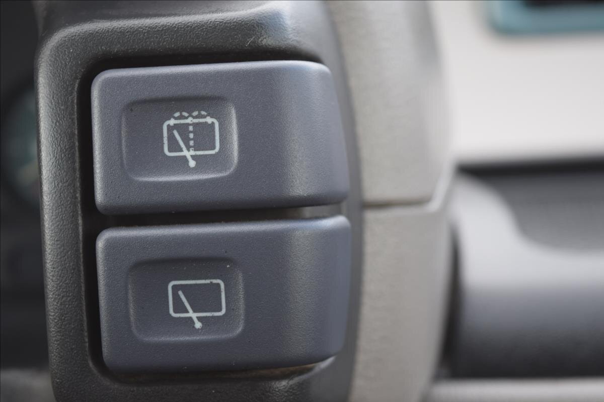 Land Rover Freelander Kombi 2,0 l 71 kw