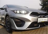 KIA ProCeed 13