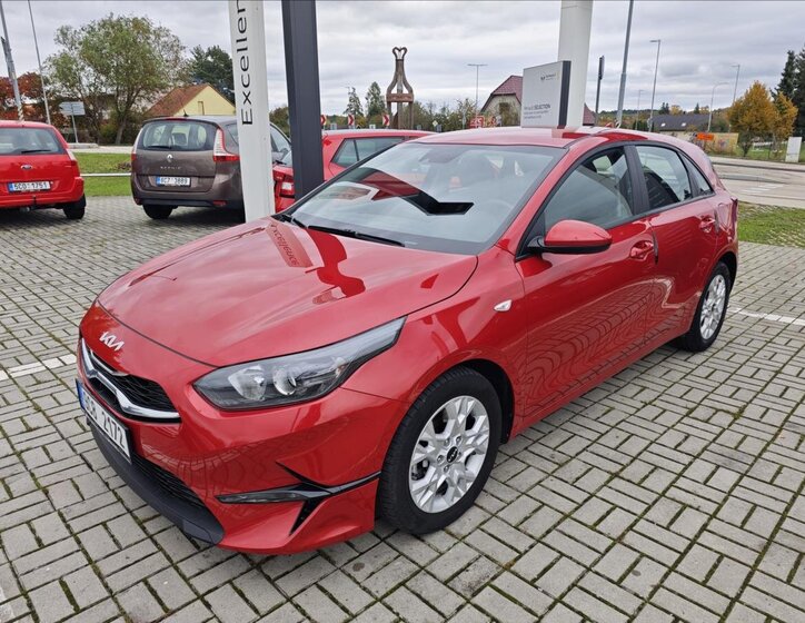 KIA Ceed Hatchback 998,0 73 kw