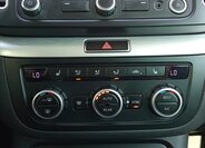 Volkswagen Sharan MPV 2,0 l 103 kw