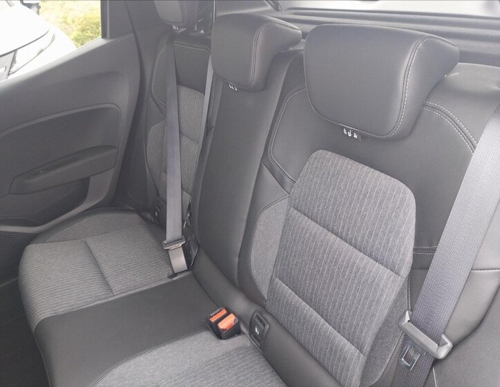 Mitsubishi Colt Hatchback 999,0 67 kw