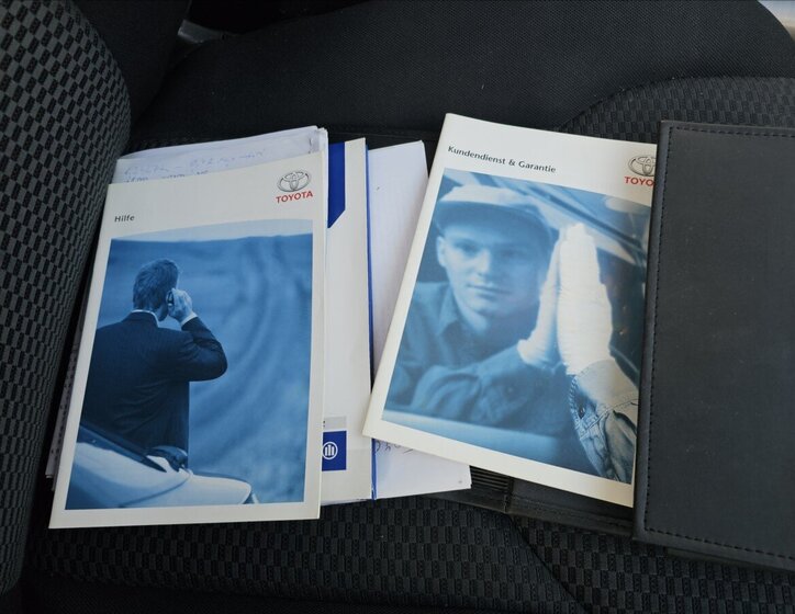 Toyota RAV4 Kombi 2,2 l 100 kw