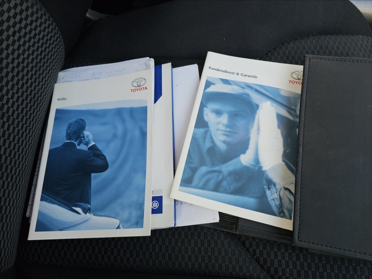 Toyota RAV4 Kombi 2,2 l 100 kw