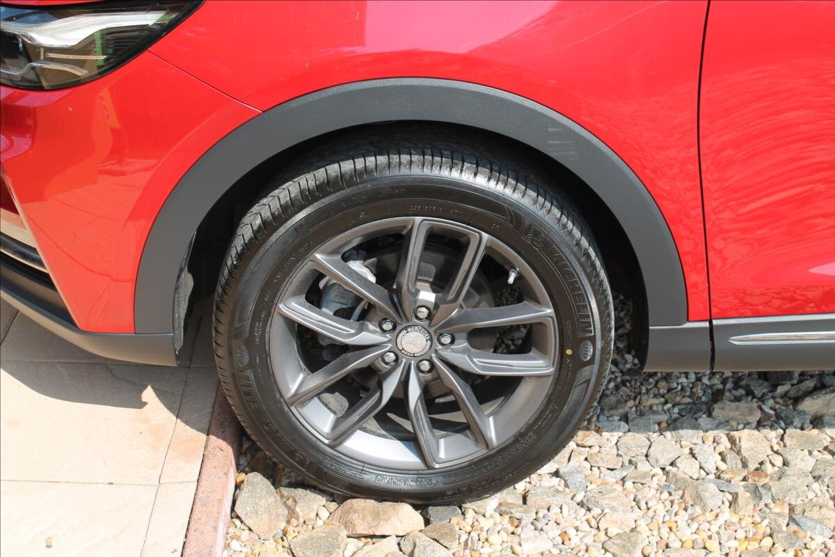 Dongfeng Fengon 5 SUV 1,5 l 101 kw