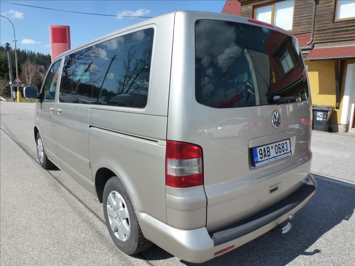 Volkswagen Multivan Kombi 2,5 l 128 kw