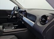 Mercedes-Benz GLB 17