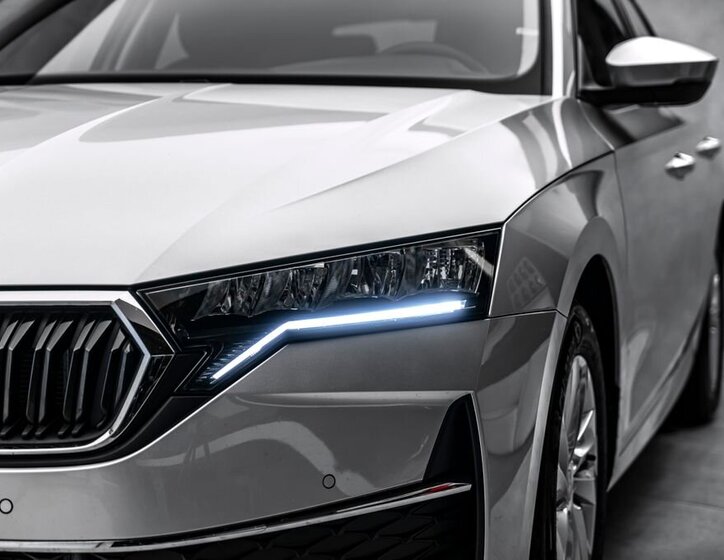 Škoda Octavia Sedan / Limuzína 1,5 l 110 kw