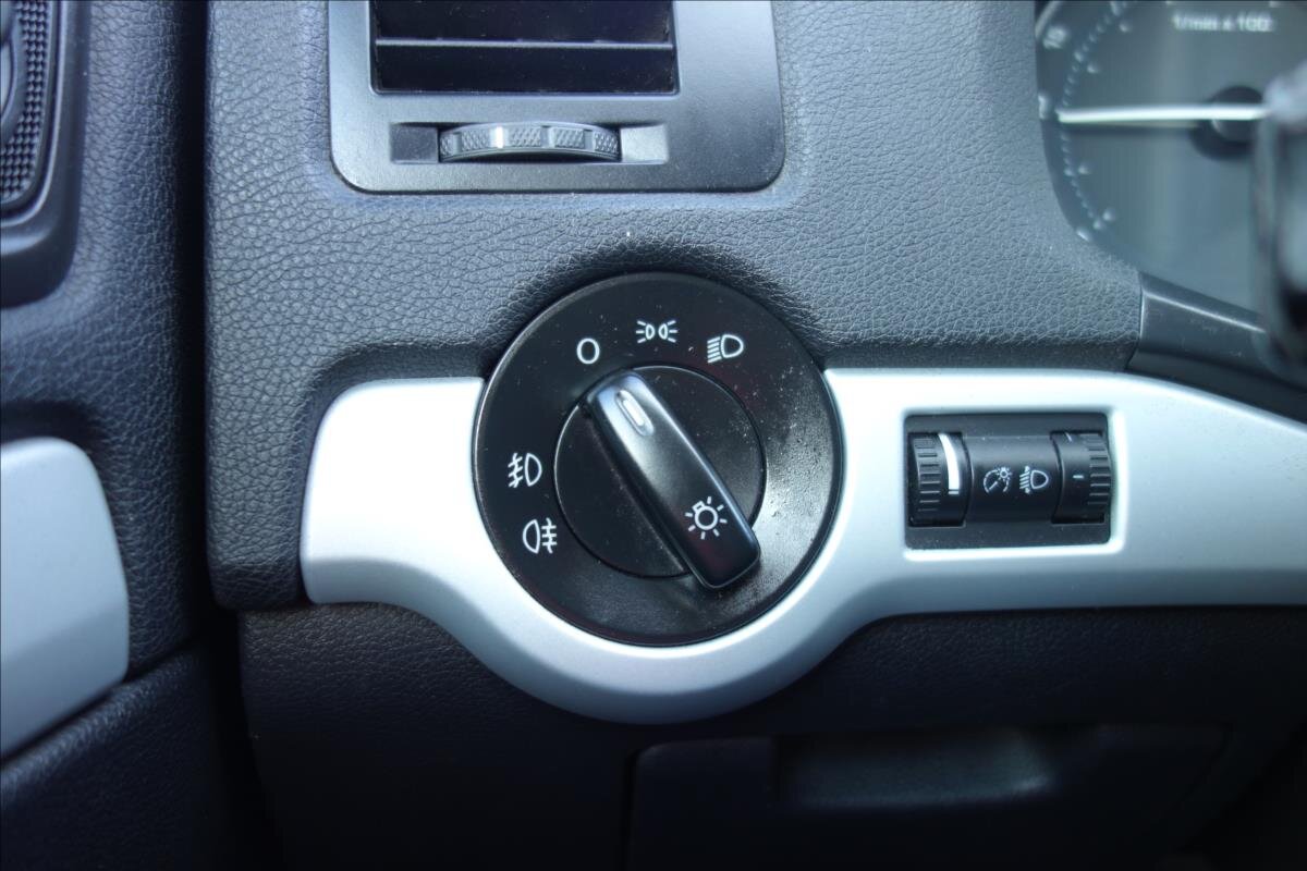 Škoda Octavia Kombi 2,0 l 103 kw