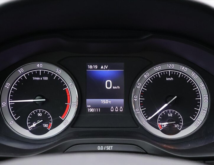 Škoda Karoq SUV / Terénní 999,0 85 kw