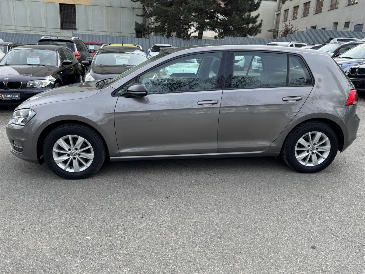 Volkswagen Golf Hatchback 1,2 l 63 kw