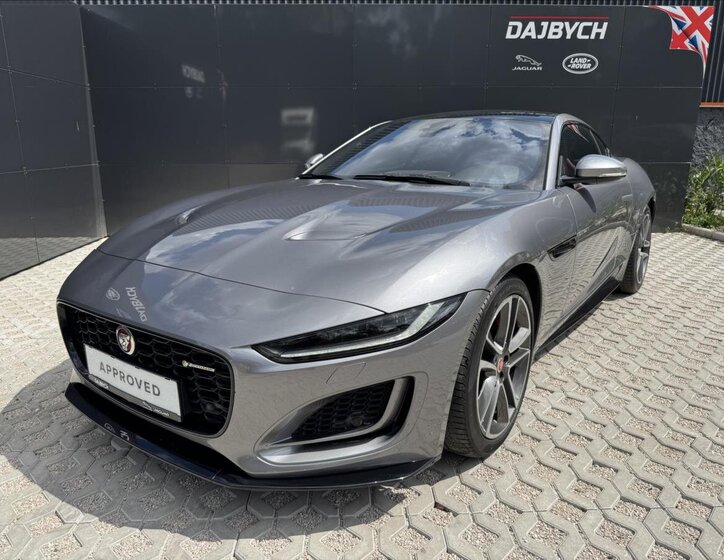 Jaguar F-Type Kupé 2,0 l 221 kw