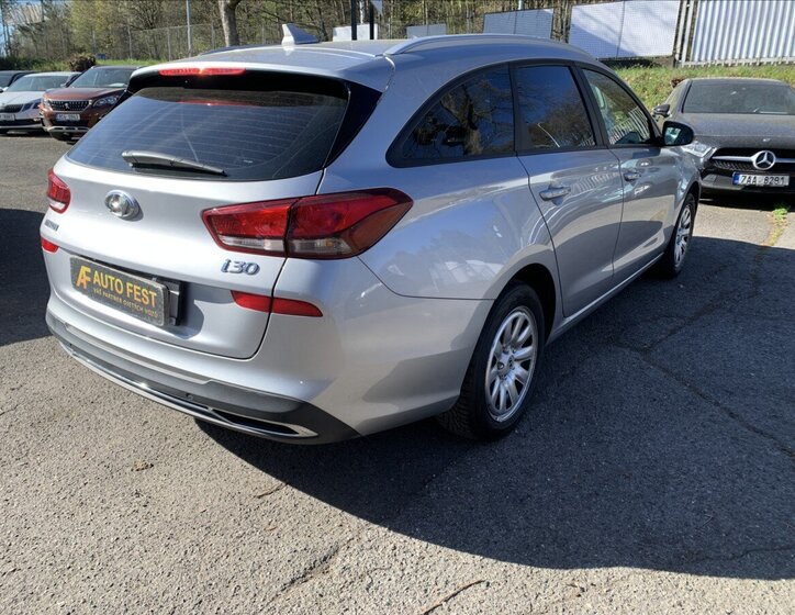 Hyundai i30 Kombi 1,5 l 81 kw
