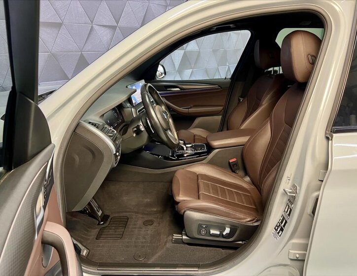 BMW X3 SUV 2,0 l 135 kw