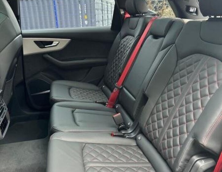 Audi Q7 SUV 3,0 l 210 kw