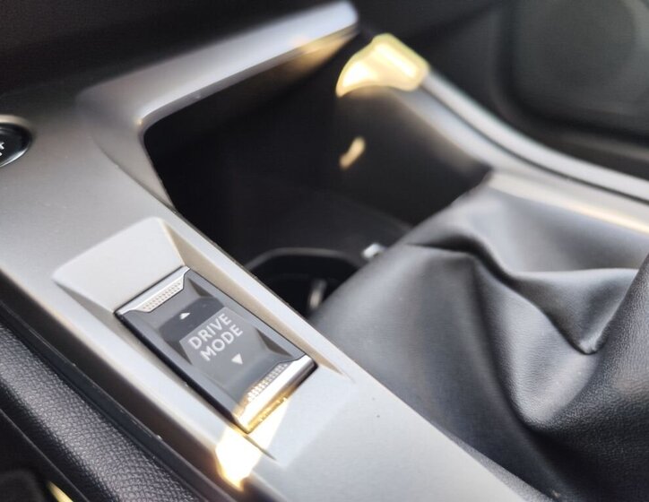 Peugeot 308 Kombi 1,2 l 96 kw