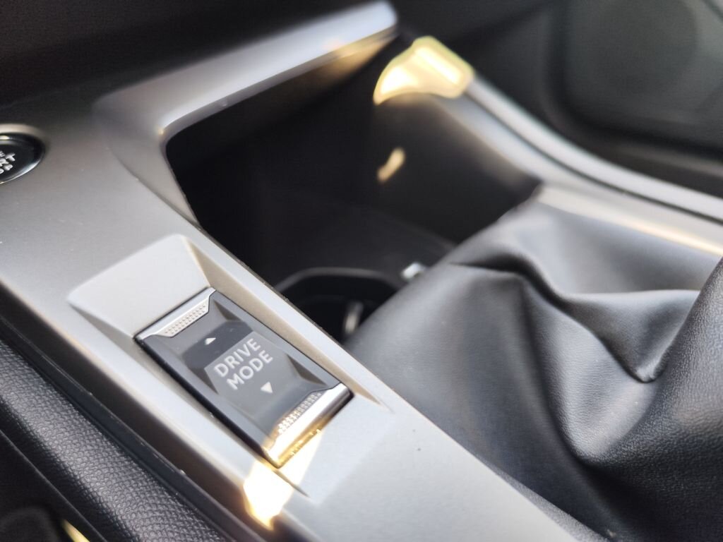 Peugeot 308 Kombi 1,2 l 96 kw