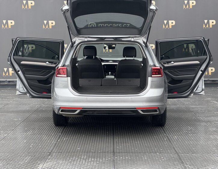 Volkswagen Passat Kombi 1,5 l 110 kw