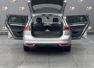 Volkswagen Passat Kombi 1,5 l 110 kw