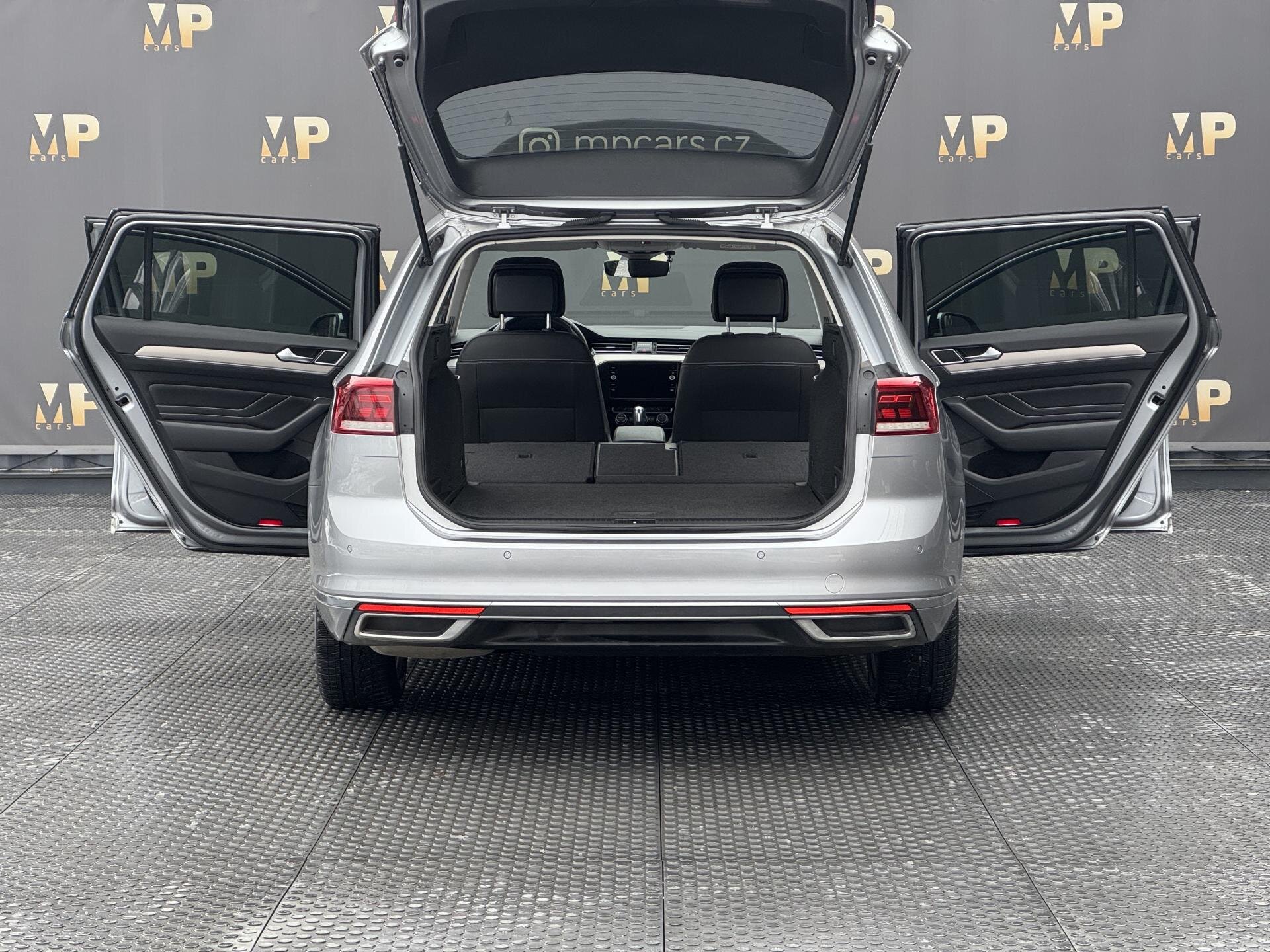 Volkswagen Passat Kombi 1,5 l 110 kw