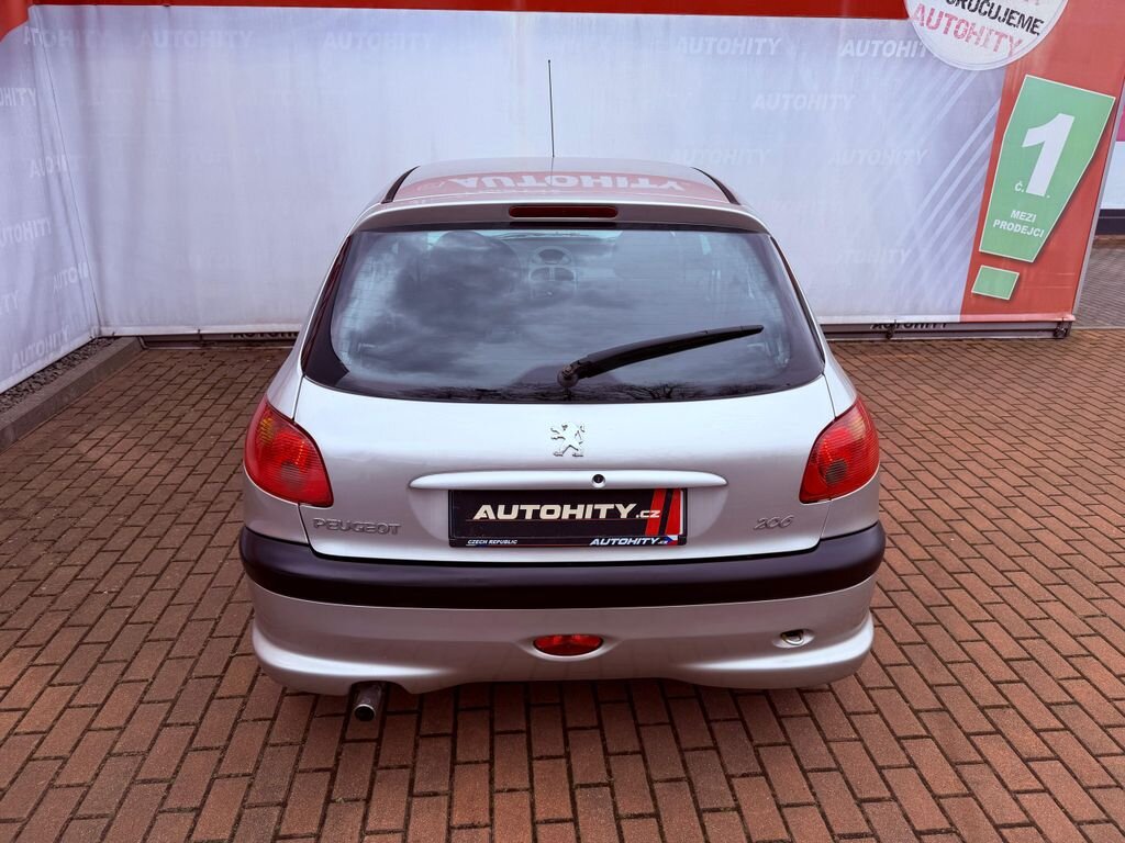 Peugeot 206 Hatchback 1,4 l 55 kw