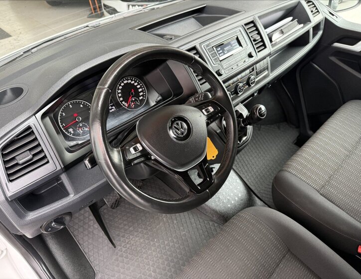 Volkswagen Caravelle MPV 2,0 l 110 kw