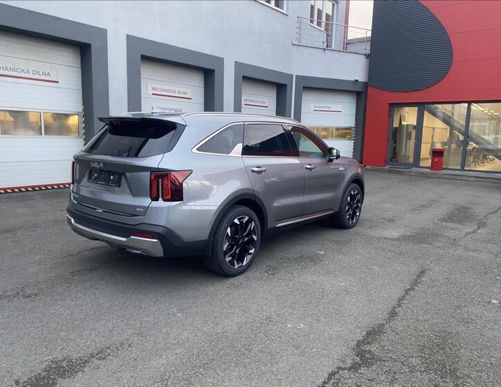 KIA Sorento SUV 2,2 l 142 kw