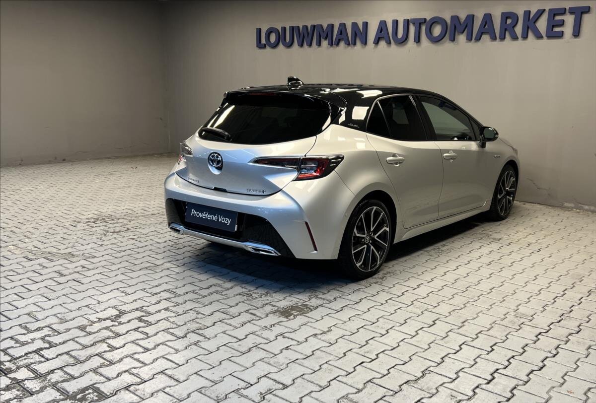 Toyota Corolla Hatchback 2,0 l 112 kw