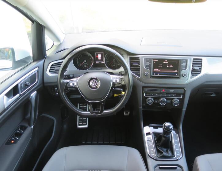 Volkswagen Golf Sportsvan 8