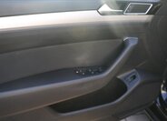 Volkswagen Passat Sedan / Limuzína 2,0 l 110 kw