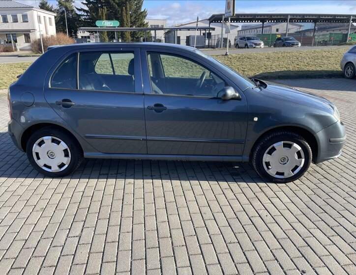 Škoda Fabia 32