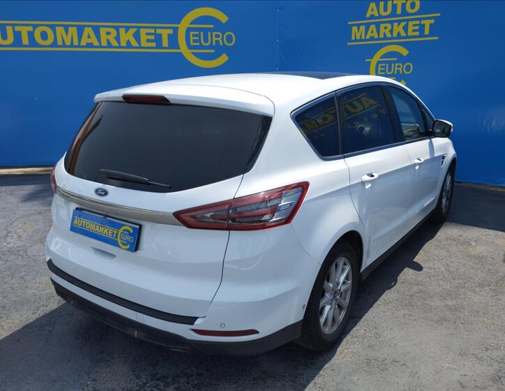 Ford S-MAX 4